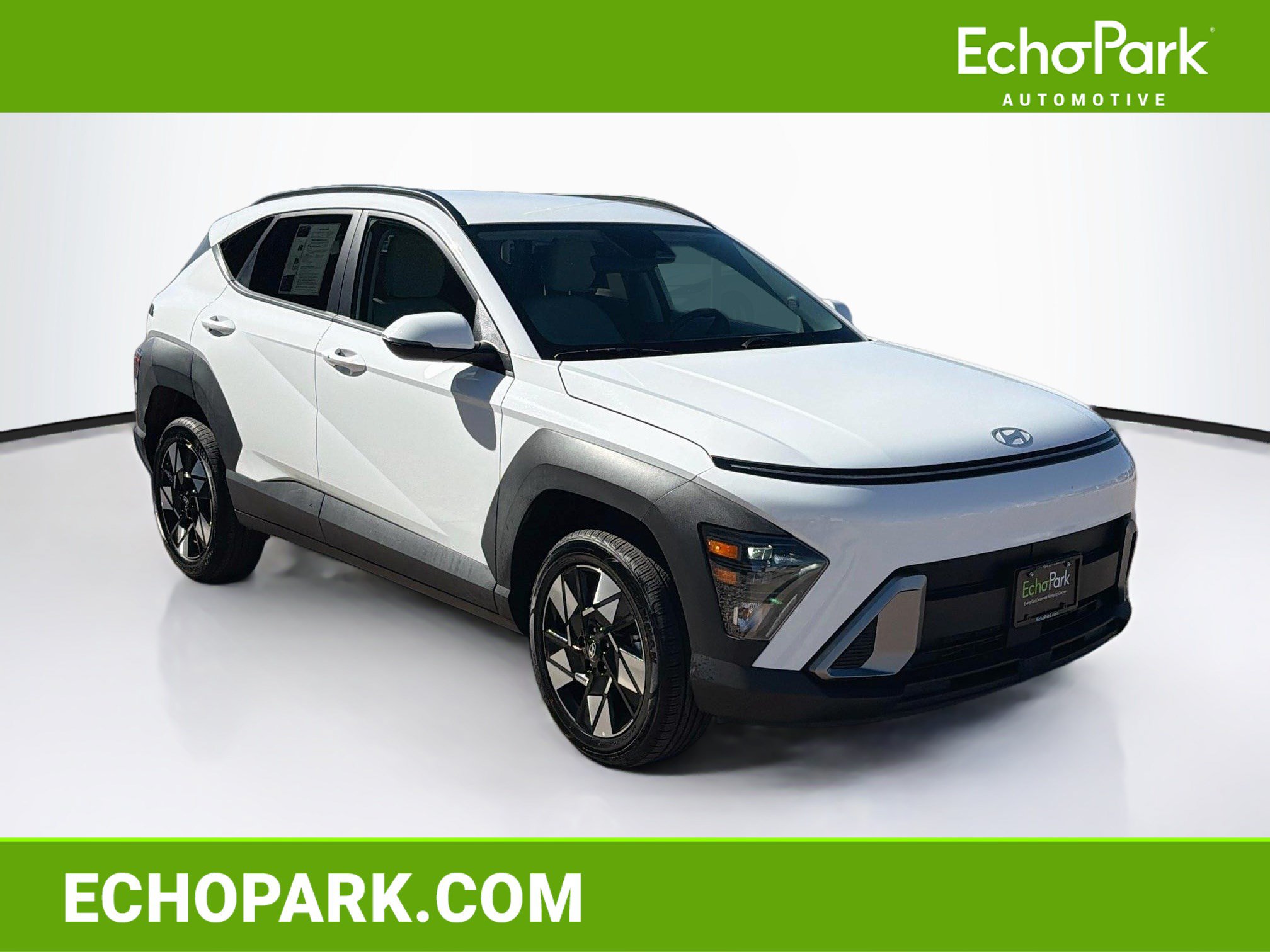 Used 2025 Hyundai Kona SEL AWD/4WD image 1