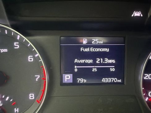 Used 2020 Kia Forte LXS FWD image 26