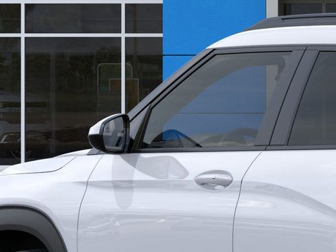 New 2025 Chevrolet TrailBlazer ACTIV w/ Convenience Package image 12