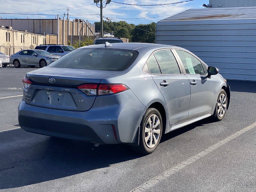 Certified 2025 Toyota Corolla LE FWD image 4