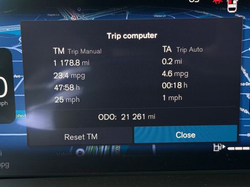 Certified 2025 Volvo V60 B5 Cross Country Plus AWD/4WD image 19