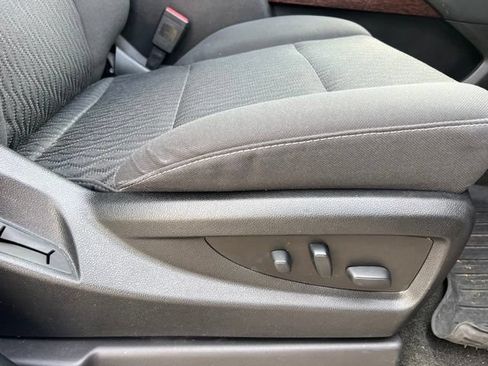 Used 2018 GMC Yukon SLE w/ Convenience Package AWD/4WD image 12
