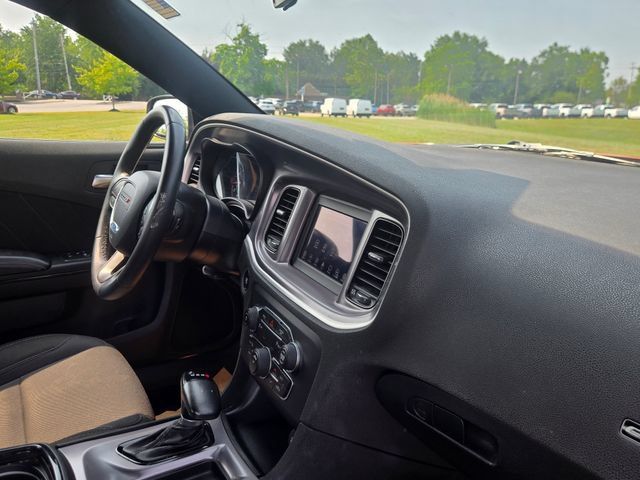 Used 2020 Dodge Charger SXT w/ Blacktop Package RWD image 25