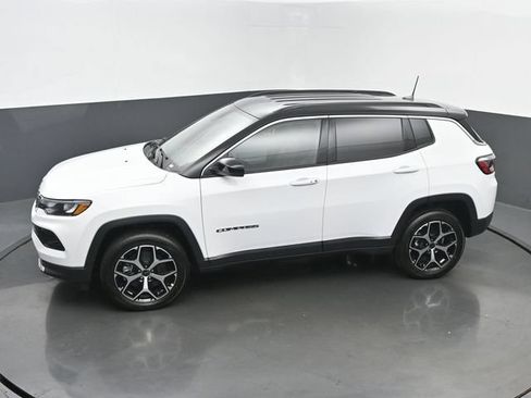 New 2026 Jeep Compass Limited AWD/4WD image 41