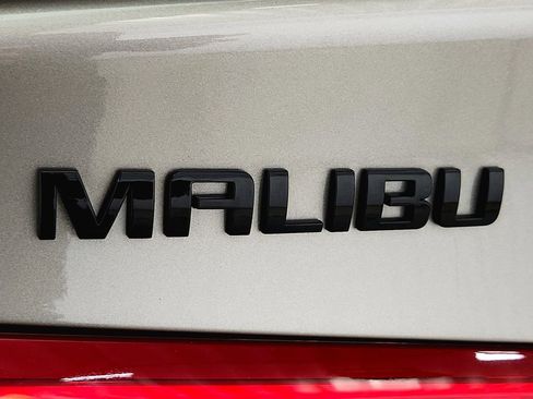 Used 2024 Chevrolet Malibu RS FWD image 33