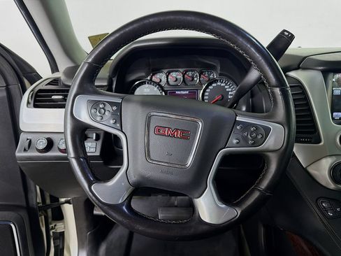 Used 2015 GMC Yukon XL SLT w/ Open Road Package AWD/4WD image 13