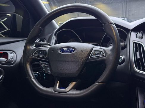 Used 2017 Ford Focus RS image 22