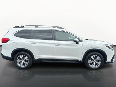 Used 2023 Subaru Ascent Premium w/ Convenience Package AWD/4WD image 2