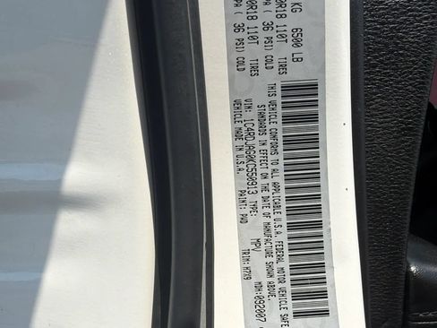 Used 2019 Dodge Durango SXT AWD/4WD image 32