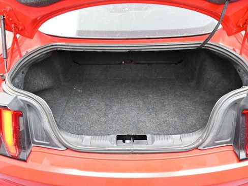 Used 2020 Ford Mustang Premium RWD image 9