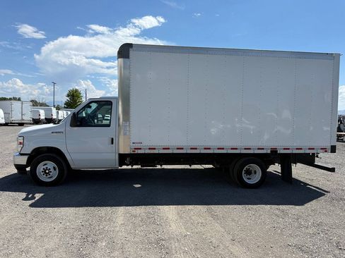 Used 2024 Ford E-350 and Econoline 350 Super Duty w/ Driver's Safety Package RWD image 6