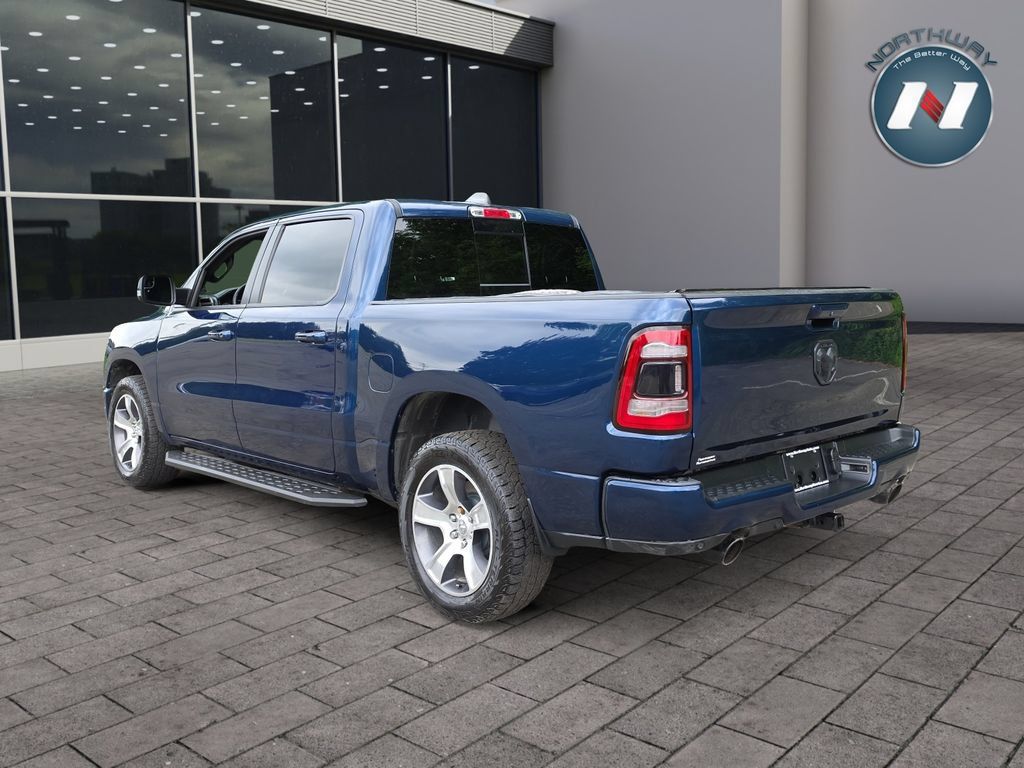 Used 2020 RAM 1500 Sport w/ Level 2 Equipment Goup w/2_L AWD/4WD image 3