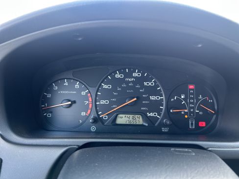 Used 2004 Honda Odyssey EX image 19