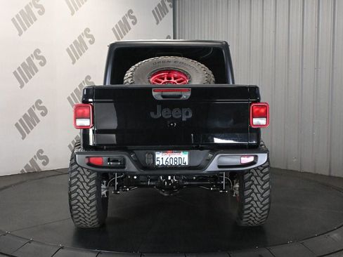 Used 2023 Jeep Gladiator Sport AWD/4WD image 6