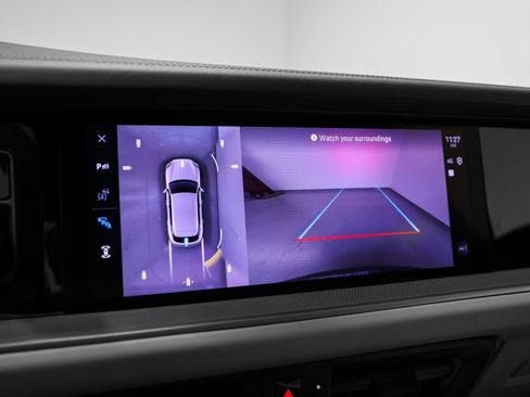 Used 2024 Porsche Cayenne image 31