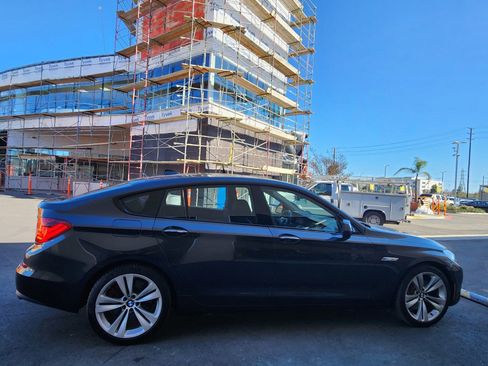 Used 2011 BMW 550i image 8