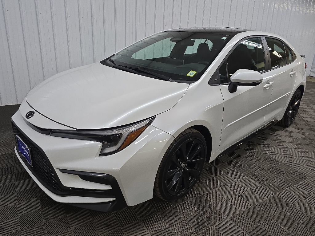 Used 2023 Toyota Corolla XSE FWD image 8
