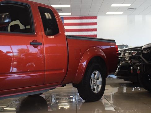 Used 2013 Nissan Frontier SV RWD image 14
