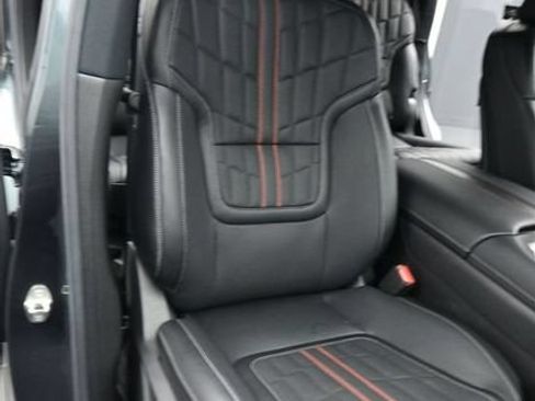 Used 2025 Nissan Armada PRO-4X w/ Pro-4X Premium Package AWD/4WD image 18