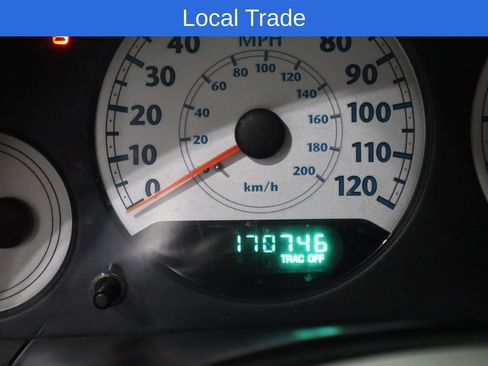 Used 2007 Chrysler Town & Country Touring image 2