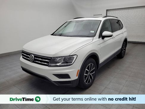 Used 2021 Volkswagen Tiguan SE w/ Panoramic Sunroof Package FWD image 1