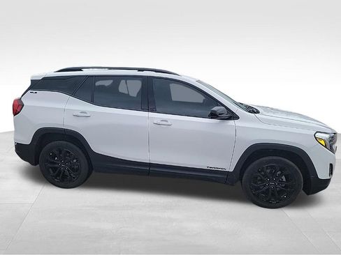 Used 2021 GMC Terrain SLE w/ Driver Convenience Package image 24