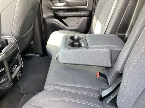 Used 2019 RAM 1500 Big Horn AWD/4WD image 34