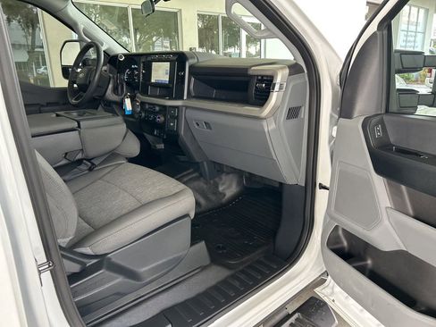 Used 2024 Ford F350 XL w/ 360-Degree Camera Package AWD/4WD image 26