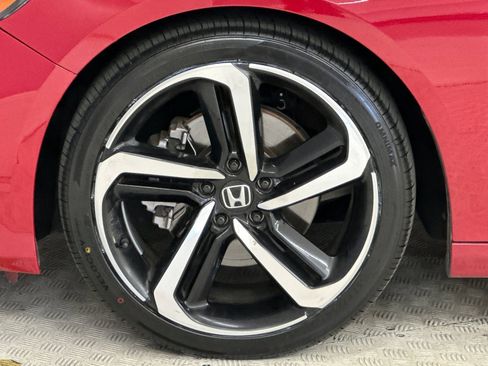 Used 2021 Honda Accord Sport image 12