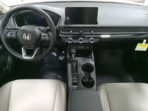 Used 2024 Honda Civic Touring image 23