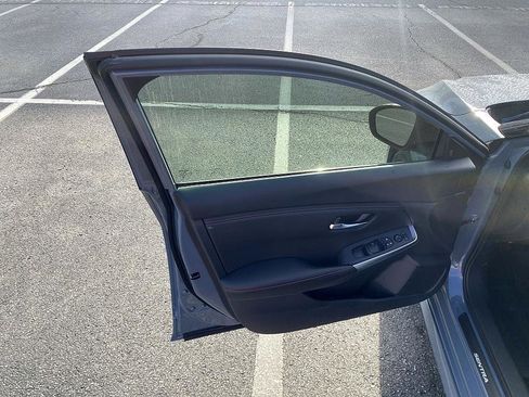 New 2025 Nissan Sentra SR image 15