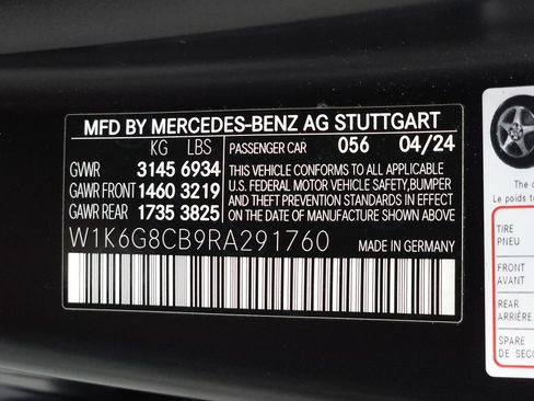 Used 2024 Mercedes-Benz S 63 AMG S w/ Carbon Fiber Exterior Package image 43