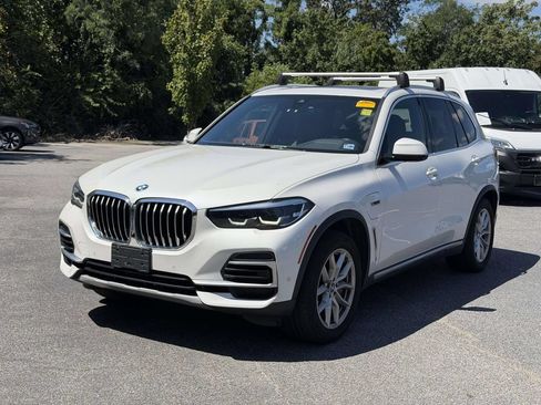 Used 2022 BMW X5 xDrive45e w/ Luxury Seating Package AWD/4WD image 4