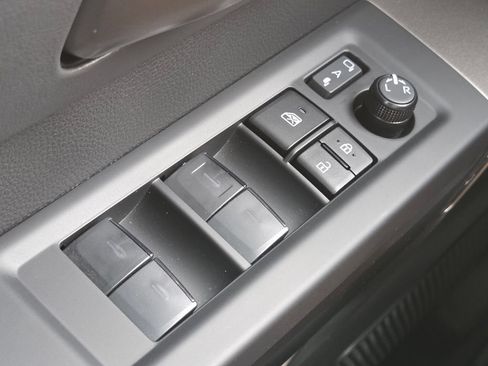 Used 2026 Toyota Sequoia Platinum AWD/4WD image 25