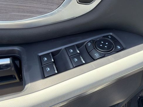 New 2026 Ford Expedition Platinum w/ Platinum Ultimate Package AWD/4WD image 19