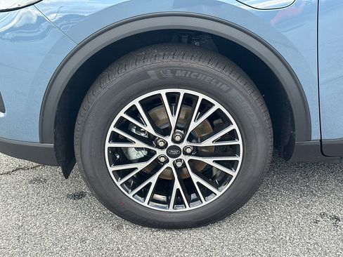 New 2026 Ford Escape SE FWD image 41