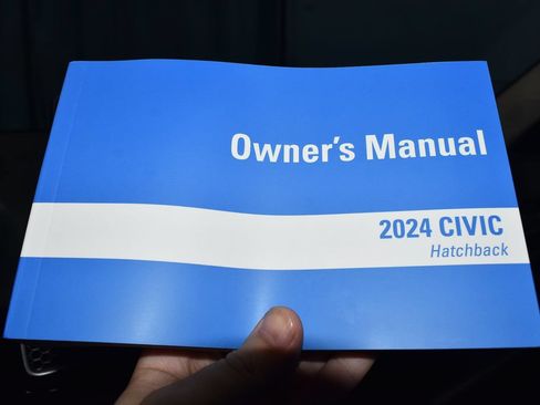 Certified 2024 Honda Civic EX-L image 10