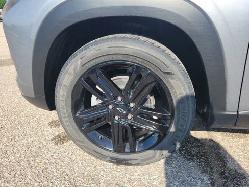 Used 2025 Chevrolet Trax ACTIV w/ Driver Confidence Package FWD image 26