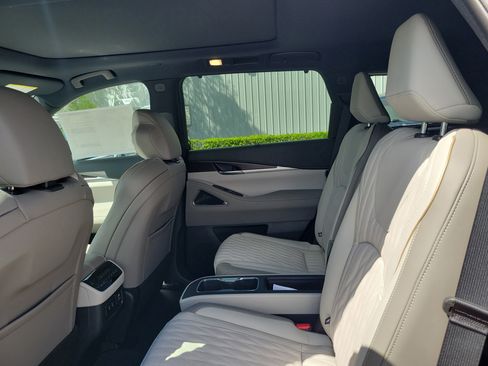 New 2026 INFINITI QX60 Autograph w/ Dark Cargo Package image 18