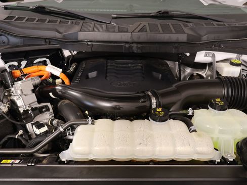 Used 2021 Ford F150 Lariat AWD/4WD image 21