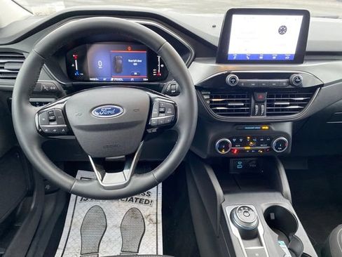 Used 2023 Ford Escape Active AWD/4WD image 7
