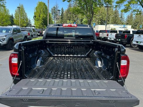 New 2026 GMC Canyon AT4 AWD/4WD image 22
