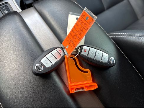 Used 2022 Nissan Murano SV w/ SV Midnight Edition Package image 34