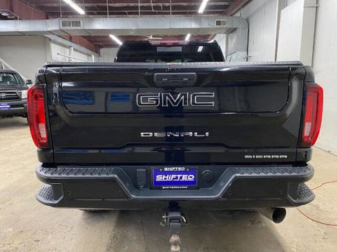 Used 2021 GMC Sierra 3500 Denali w/ Denali Black Diamond Edition image 4