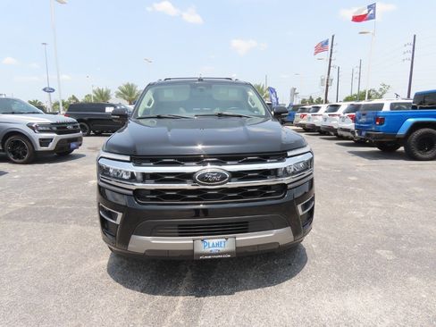 Certified 2024 Ford Expedition Limited RWD image 5