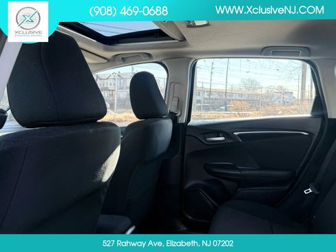 Used 2015 Honda Fit EX image 24