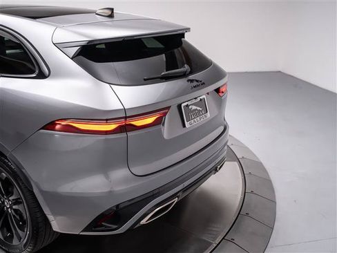 New 2025 Jaguar F-PACE R-Dynamic S AWD/4WD image 31