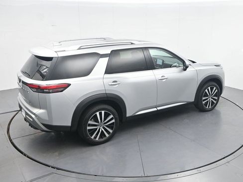 Used 2023 Nissan Pathfinder Platinum AWD/4WD image 30
