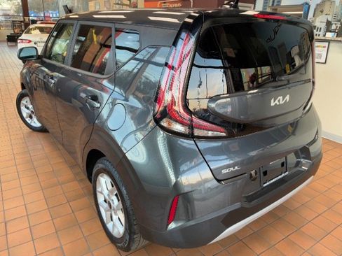 Used 2023 Kia Soul LX w/ Option Group 015 image 6
