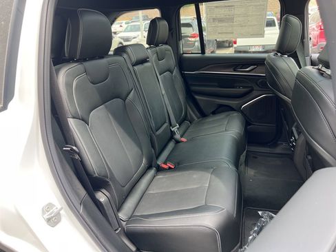 New 2025 Jeep Grand Cherokee Overland w/ Trailer Tow Package image 25